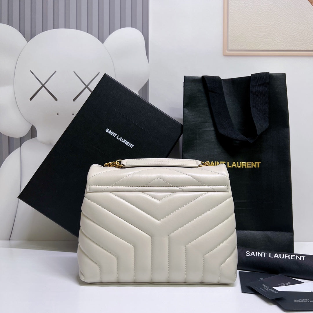 SAINT LAURENT LOULOU SMALL 25 IN WHITE LAMBSKIN GOLD HARDWARE