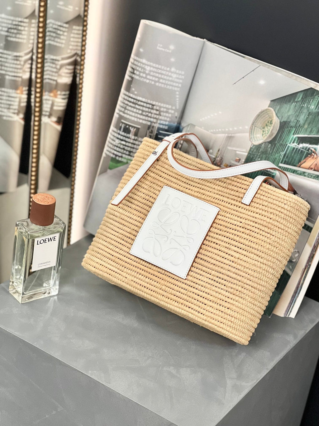 LOEWE SMALL SQUARE  28 BASKET BAG IN RAFFIA AND WHITE CALFSKIN