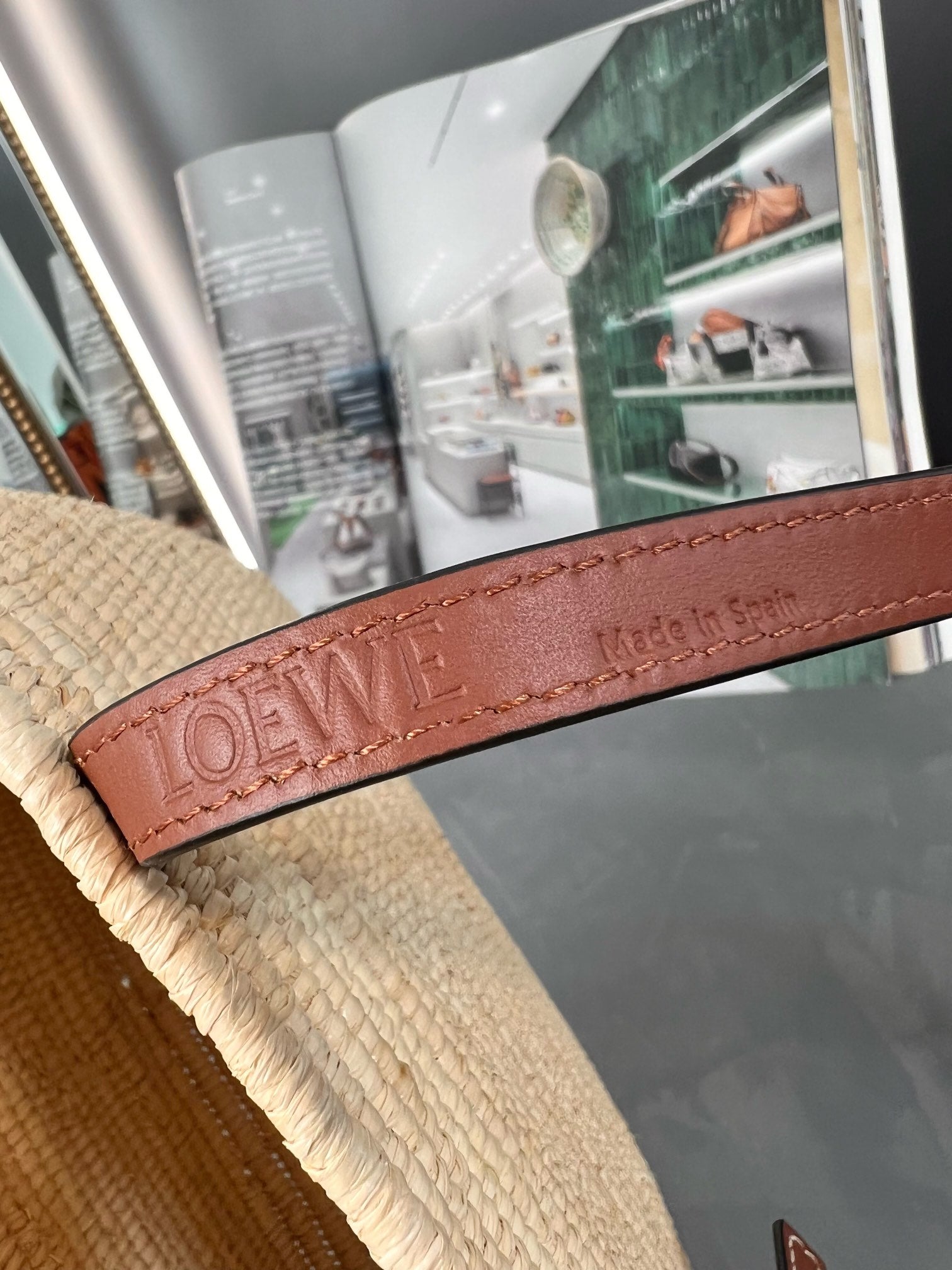 LOEWE SMALL SQUARE  28 BASKET BAG IN RAFFIA AND CALFSKIN