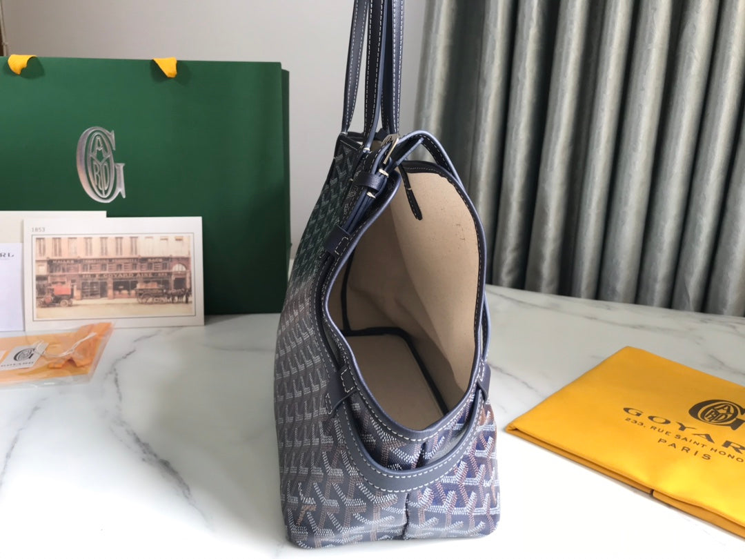GOYARD CHIEN GRIS BAG 33 IN NAVY BLUE GOYARDINE CANVAS AND TAN CALFSKIN TRIM