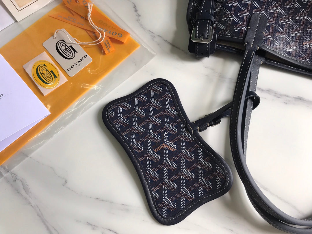 GOYARD CHIEN GRIS BAG 33 IN NAVY BLUE GOYARDINE CANVAS AND TAN CALFSKIN TRIM