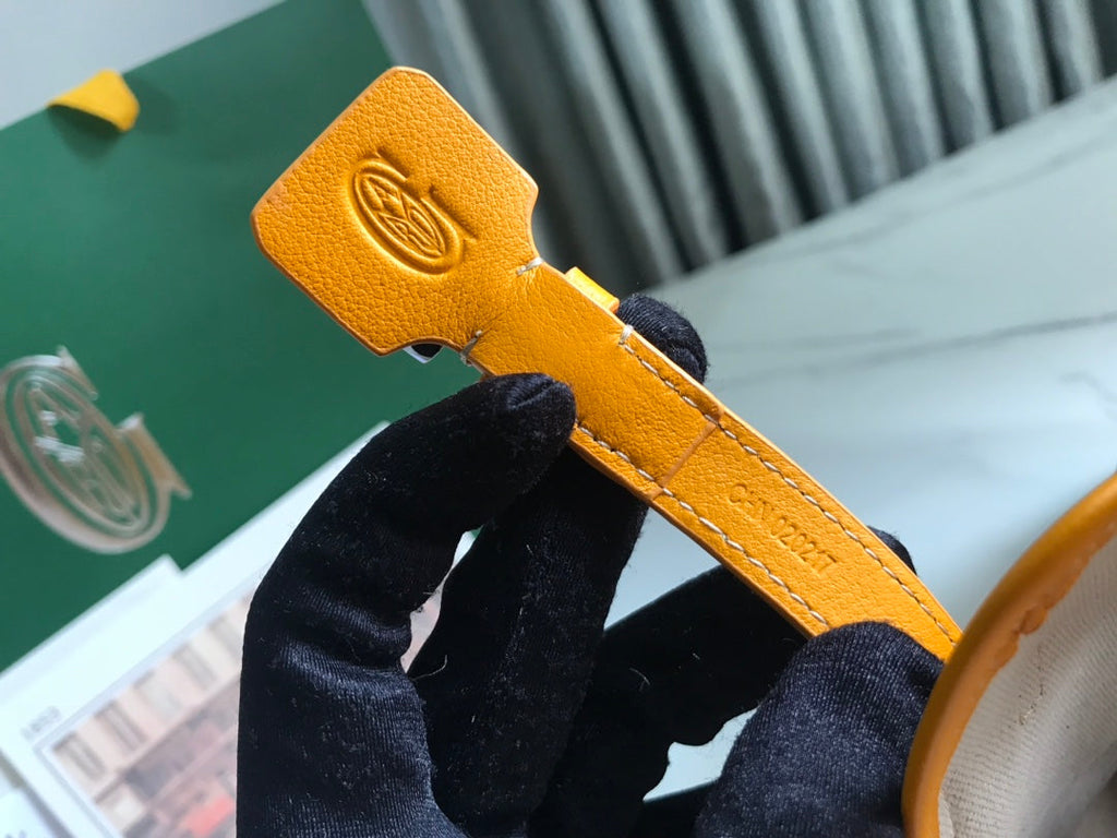 GOYARD CHIEN GRIS BAG 33 IN YELLOW GOYARDINE CANVAS AND CALFSKIN TRIM