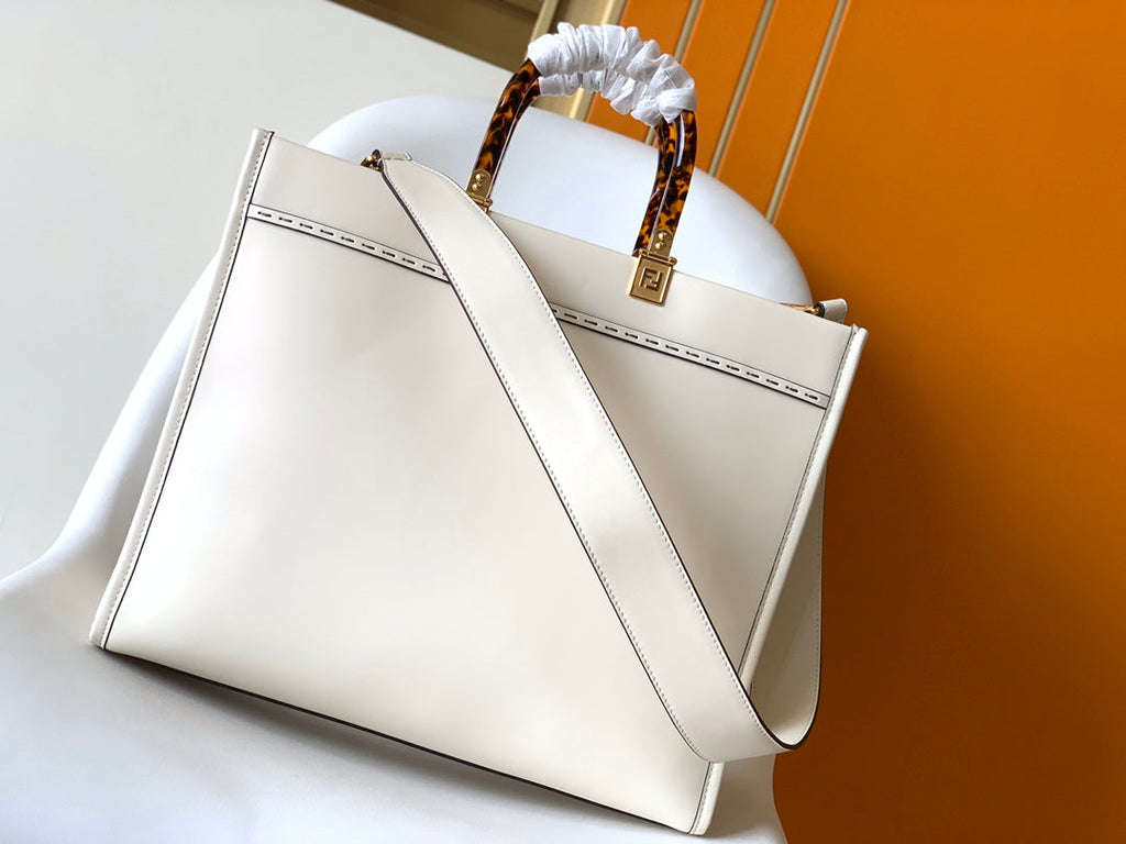 FENDI Fend Sunshine Medium Bag 35 White Leather