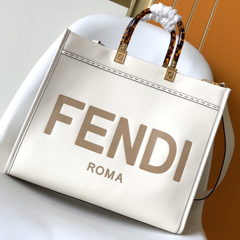 FENDI Fend Sunshine Medium Bag 35 White Leather