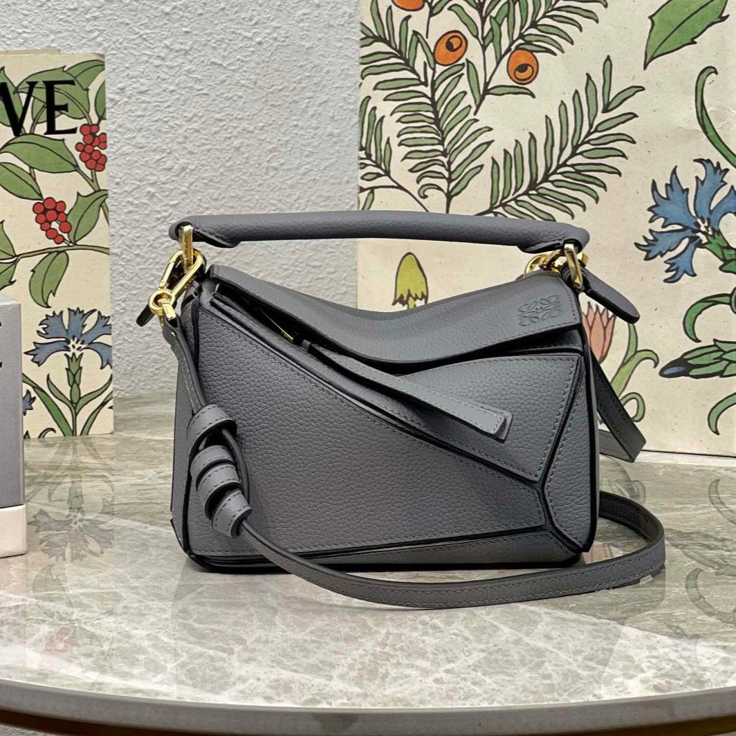 LOEWE LOE MINI 18 PUZZLE BAG IN GREY CALFSKIN