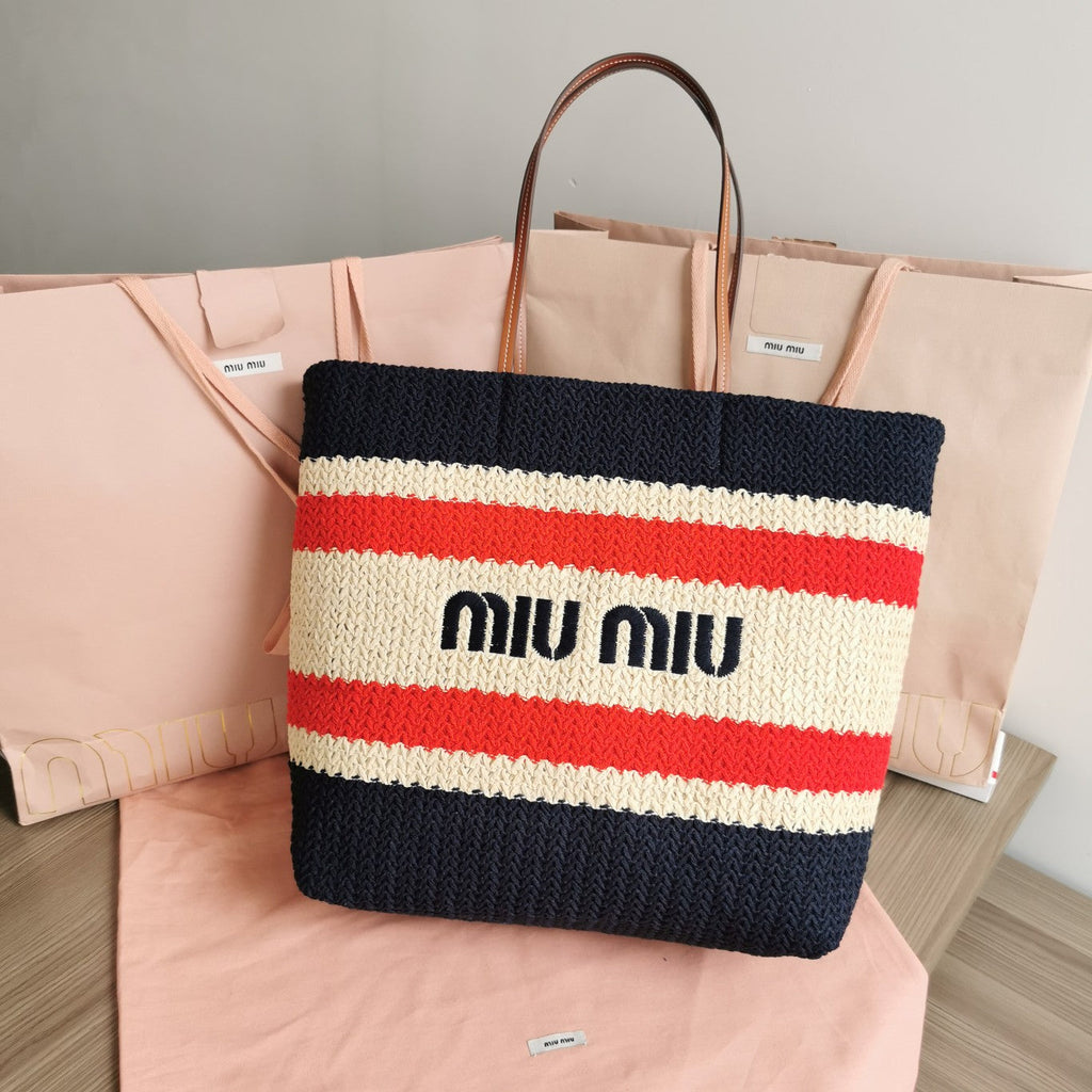 MIU MIU TOTE BAG 40 IN STRIPED PATTERN OF BLACK RED AND CREAM WHITE WOVEN RAFFIA