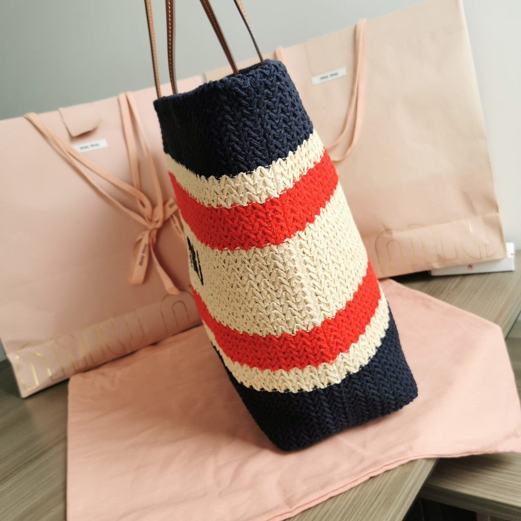 MIU MIU TOTE BAG 40 IN STRIPED PATTERN OF BLACK RED AND CREAM WHITE WOVEN RAFFIA