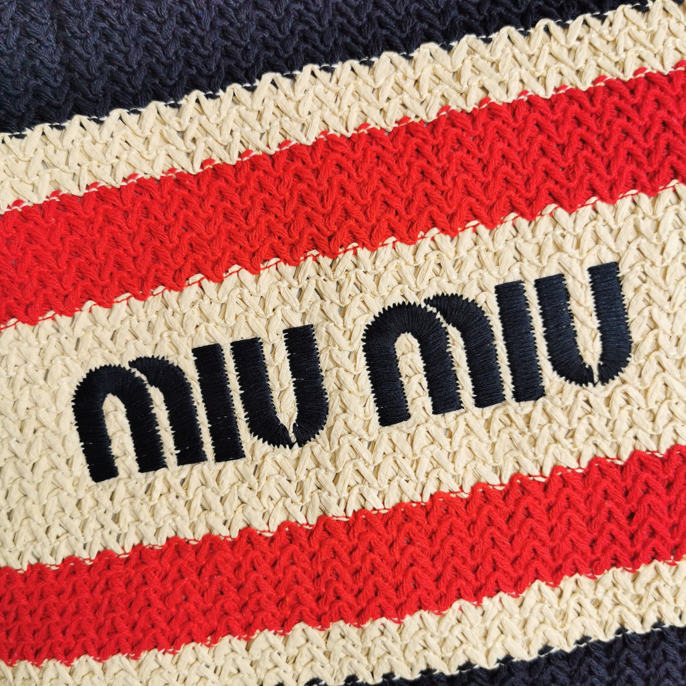 MIU MIU TOTE BAG 40 IN STRIPED PATTERN OF BLACK RED AND CREAM WHITE WOVEN RAFFIA