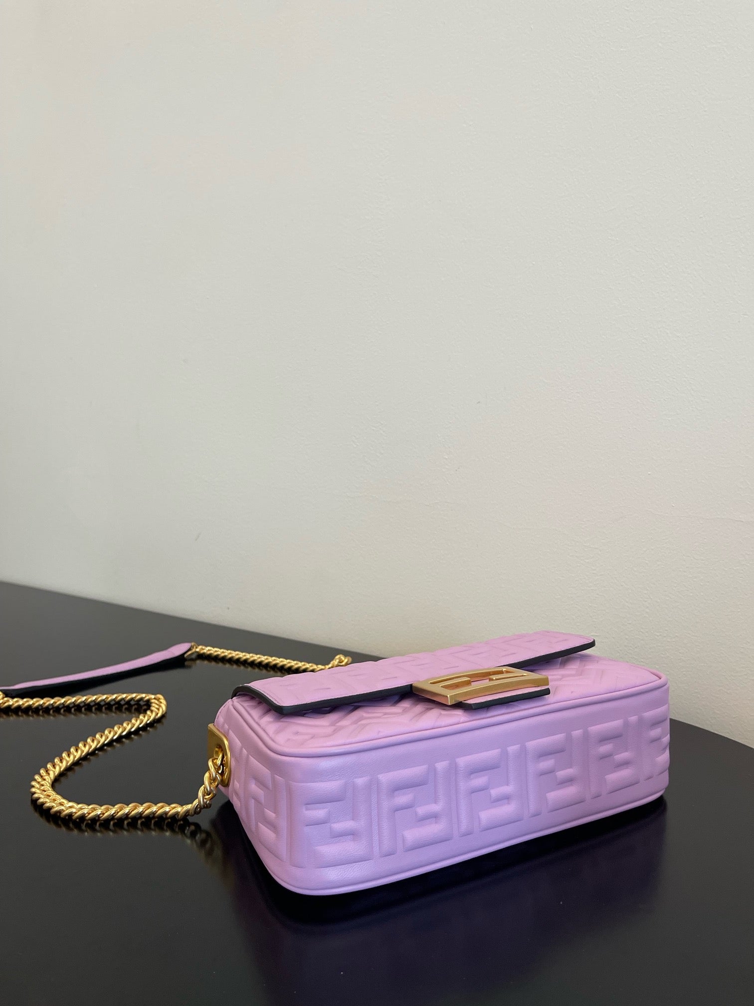 FENDI Fend Baguette 24 Bag With FF Motif Lavender Leather Ghw