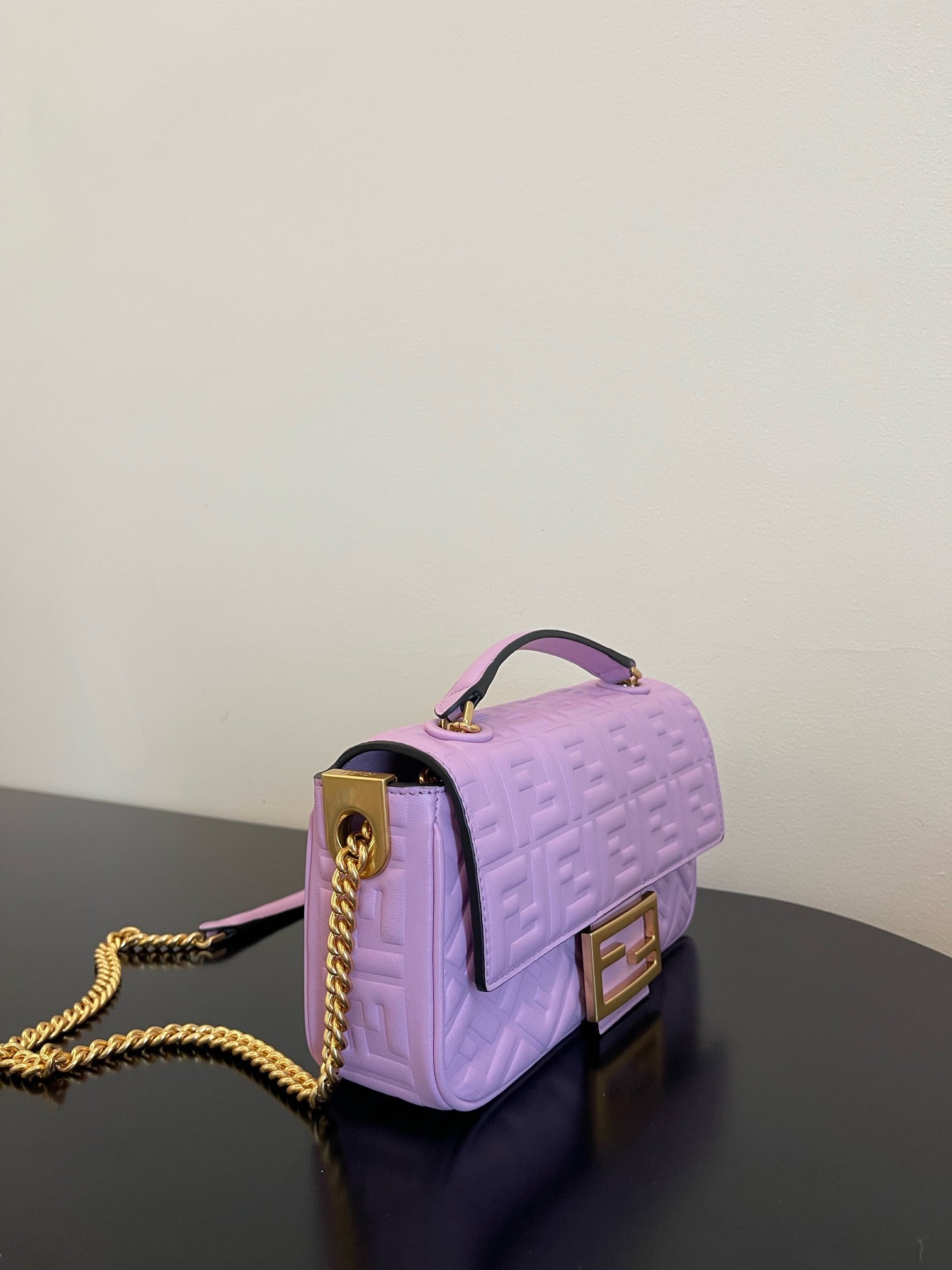 FENDI Fend Baguette 24 Bag With FF Motif Lavender Leather Ghw