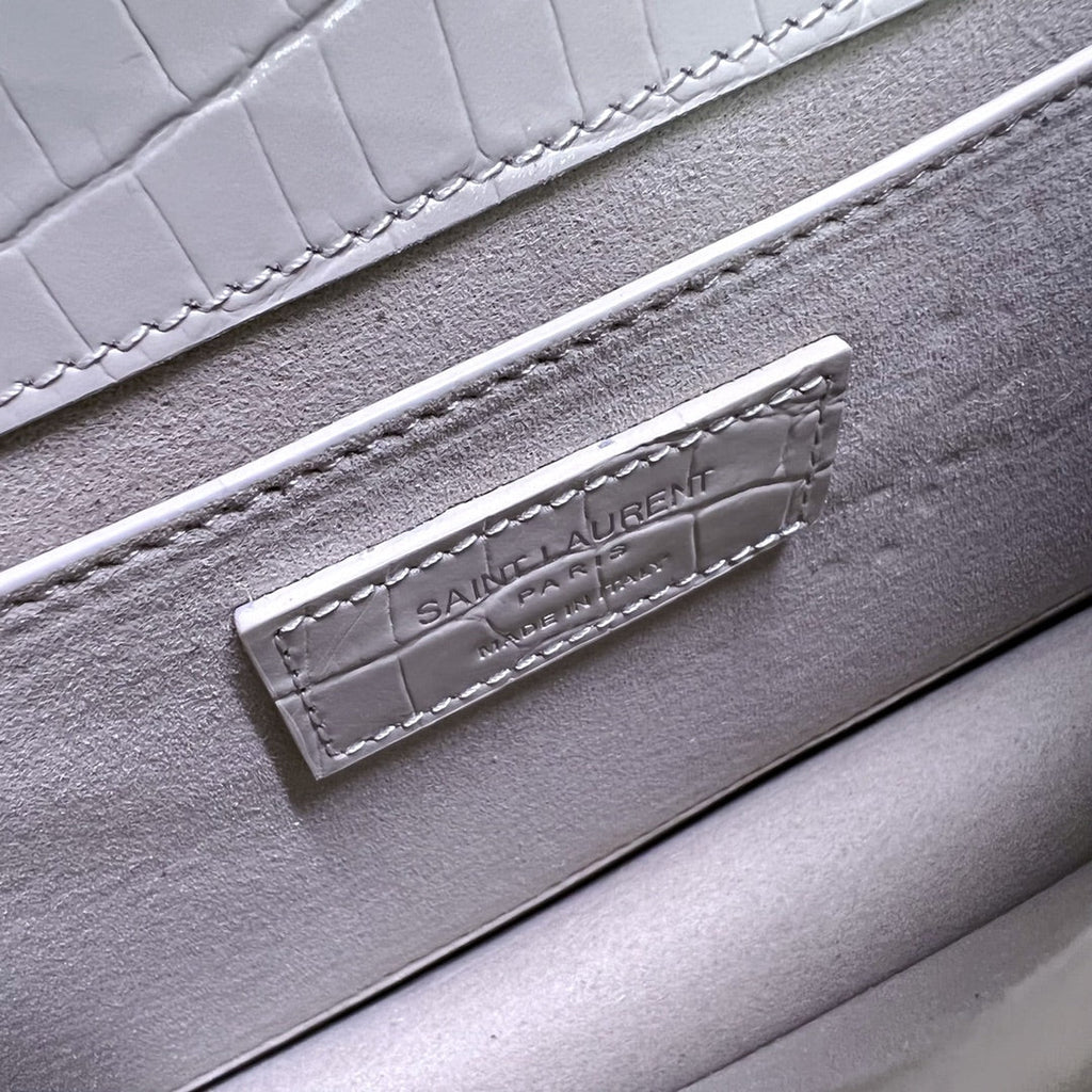 SAINT LAURENT SUNSET MEDIUM 22 IN WHITE CROCODILE PATTERN CALFSKIN SILVER HARDWARE