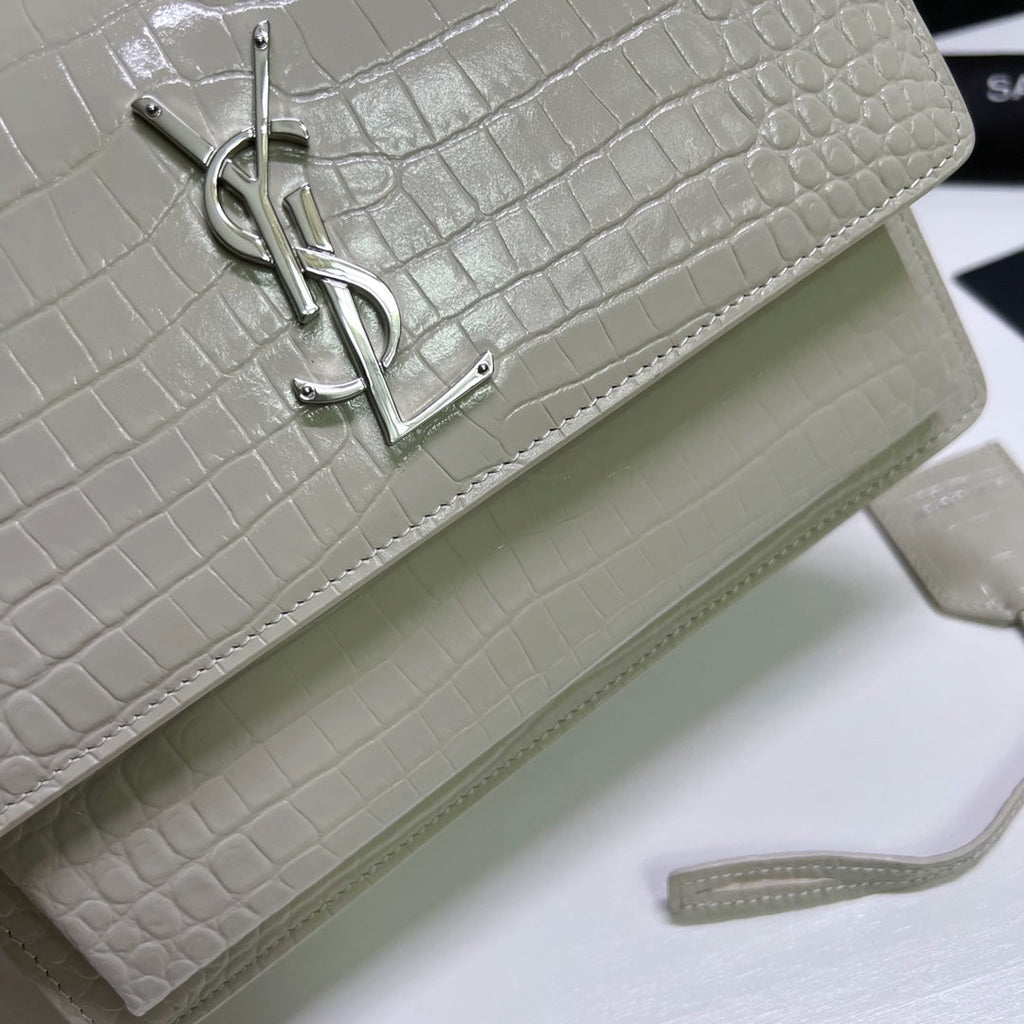 SAINT LAURENT SUNSET MEDIUM 22 IN WHITE CROCODILE PATTERN CALFSKIN SILVER HARDWARE
