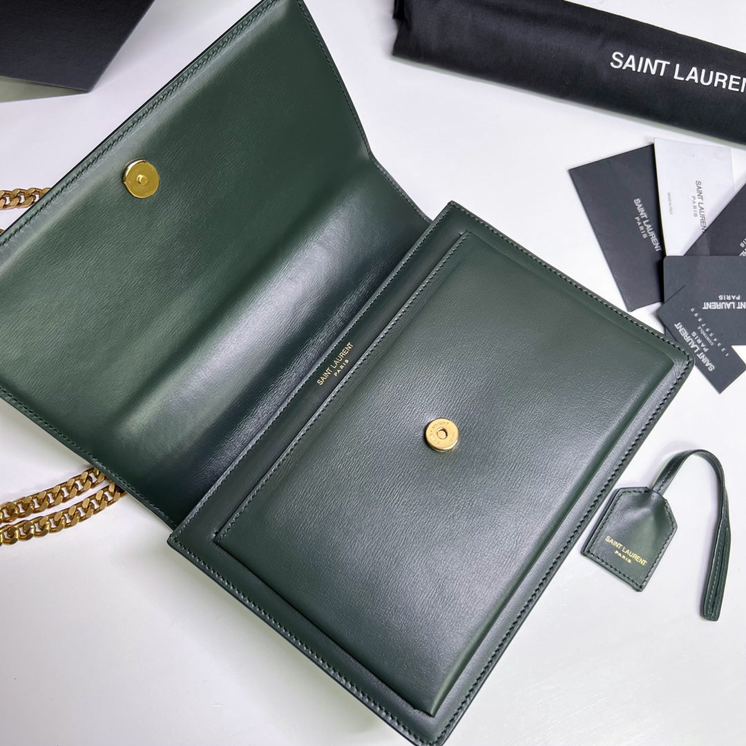 SAINT LAURENT SUNSET MEDIUM 22 IN DARK GREEN CALFSKIN GOLD HARDWARE