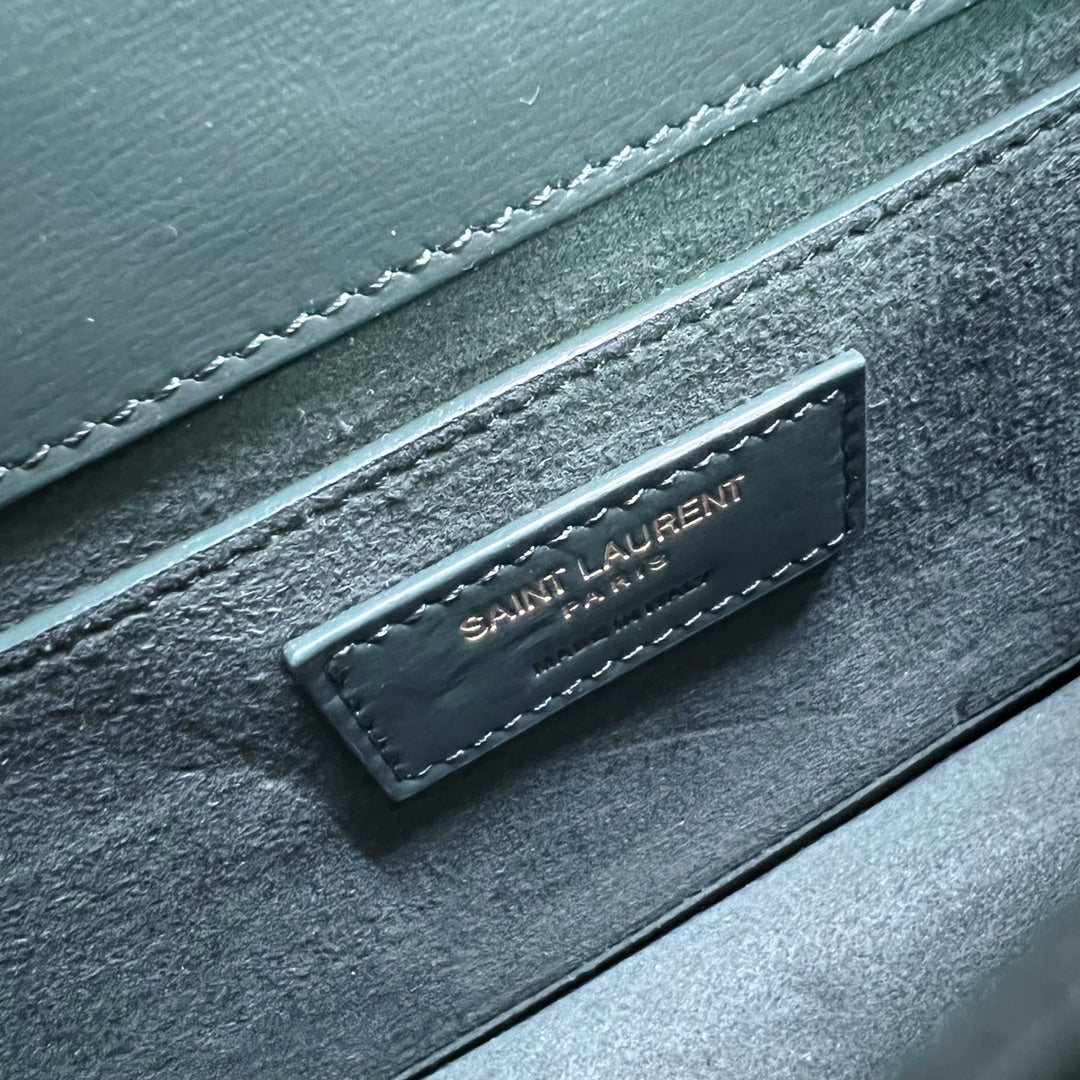 SAINT LAURENT SUNSET MEDIUM 22 IN DARK GREEN CALFSKIN GOLD HARDWARE