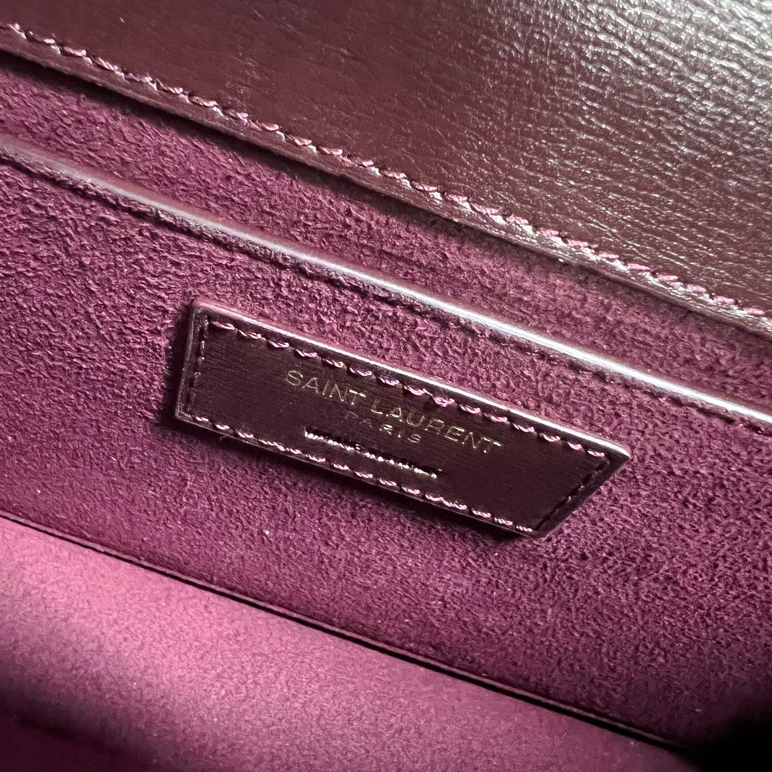 SAINT LAURENT SUNSET MEDIUM 22 IN MAROON CALFSKIN GOLD HARDWARE