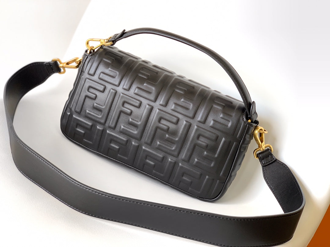 FENDI Fend Baguette 27 Bag With FF Motif Black Leather Ghw