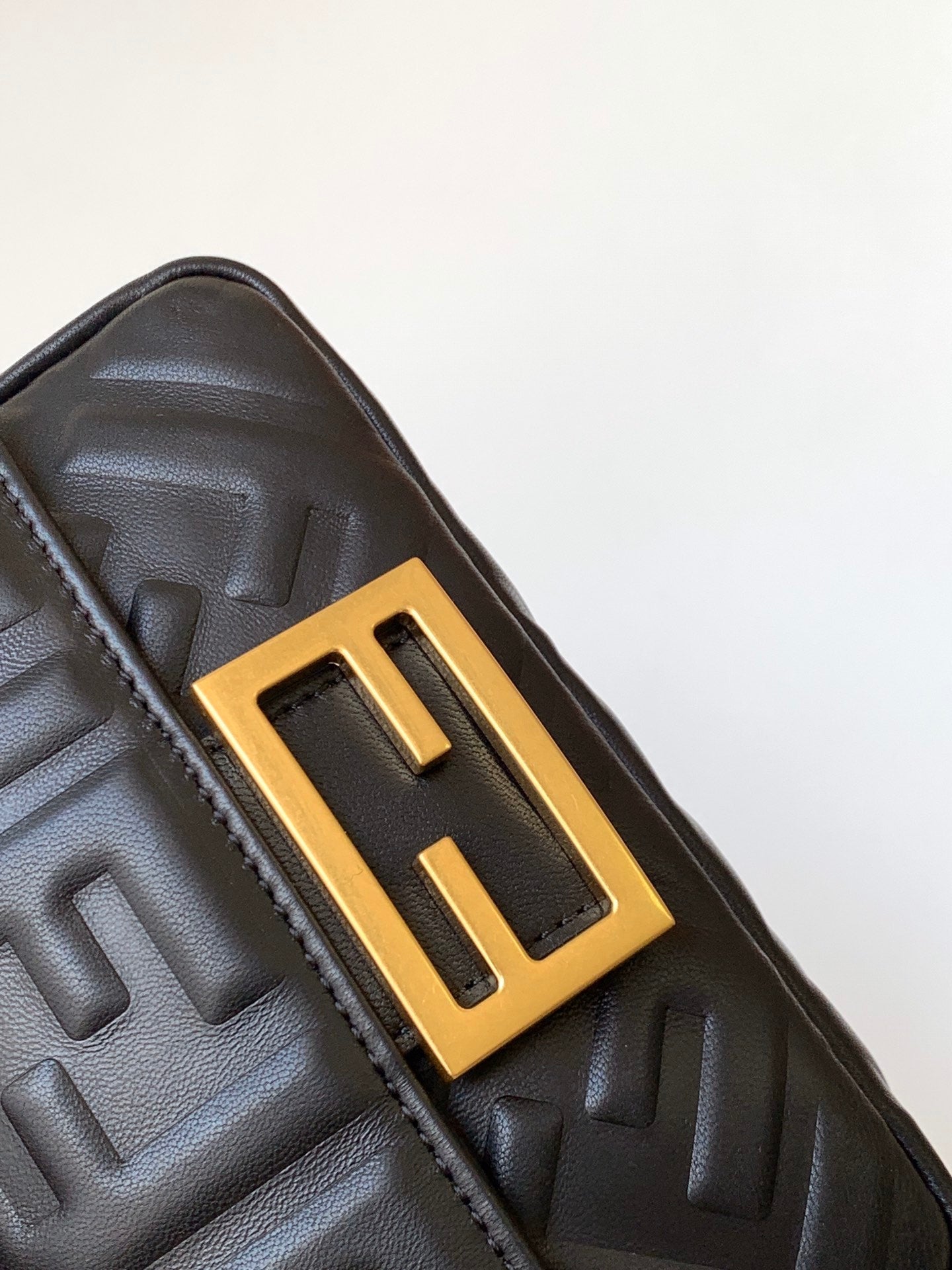 FENDI Mini Baguette Bag 20 With FF Motif Black Leather Ghw