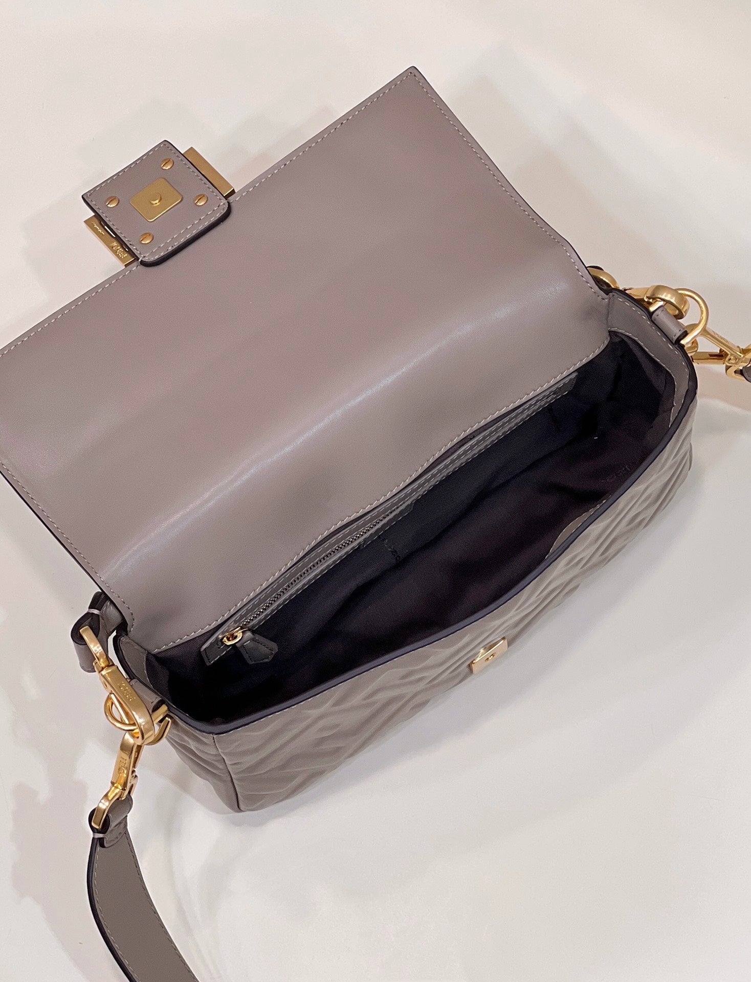 FENDI BAGUETTE WITH FF MOTIF 27 IN PINE CONE SOFT LAMBSKIN GOLD HARDWARE