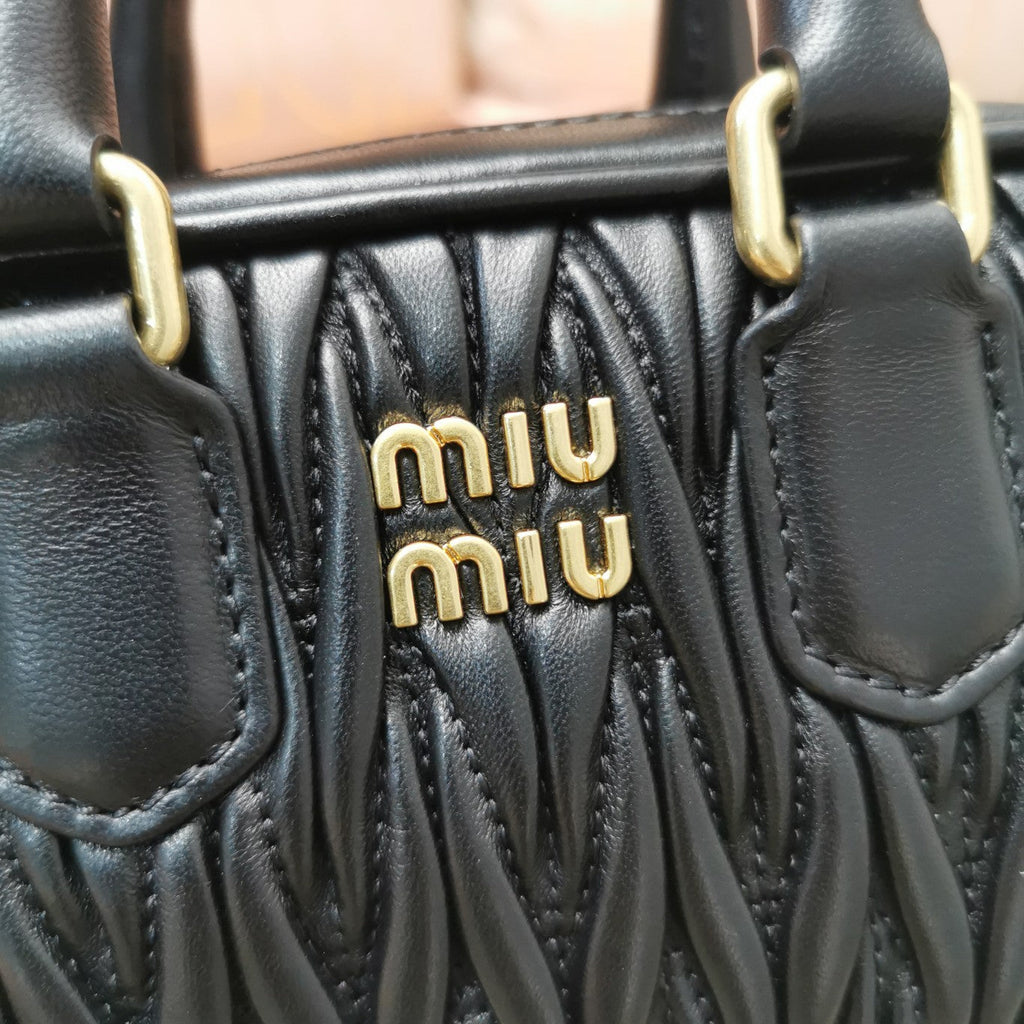 MIU MIU TOO PRETTY 17 HANDBAG BLACK LAMBSKIN