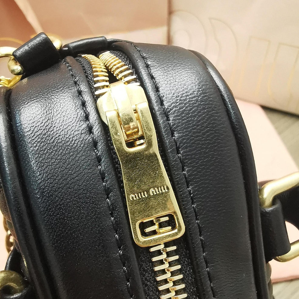 MIU MIU TOO PRETTY 17 HANDBAG BLACK LAMBSKIN