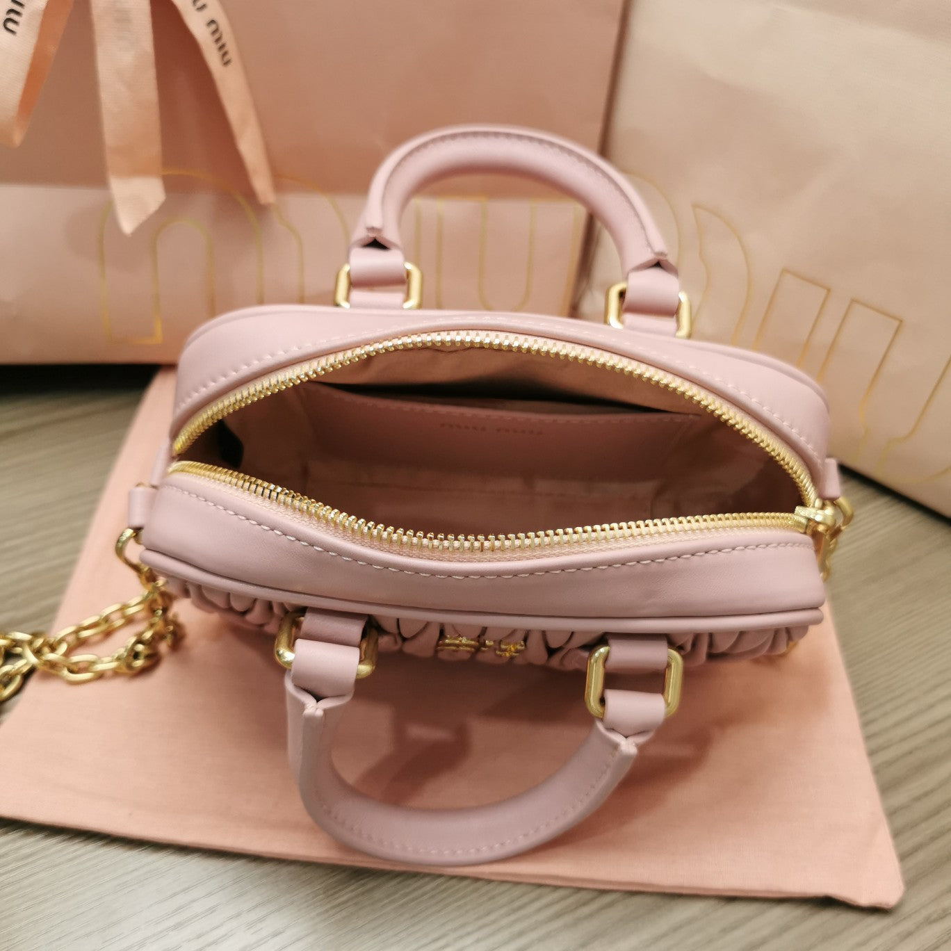 MIU MIU TOO PRETTY 17 HANDBAG IN LIGHT PINK LAMBSKIN