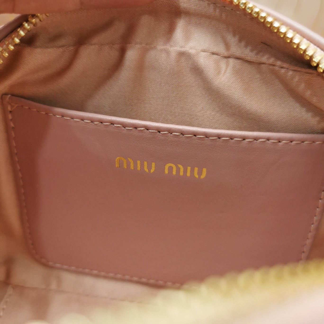 MIU MIU TOO PRETTY 17 HANDBAG IN LIGHT PINK LAMBSKIN
