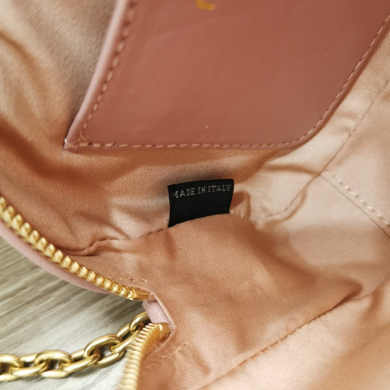 MIU MIU TOO PRETTY 17 HANDBAG IN LIGHT PINK LAMBSKIN