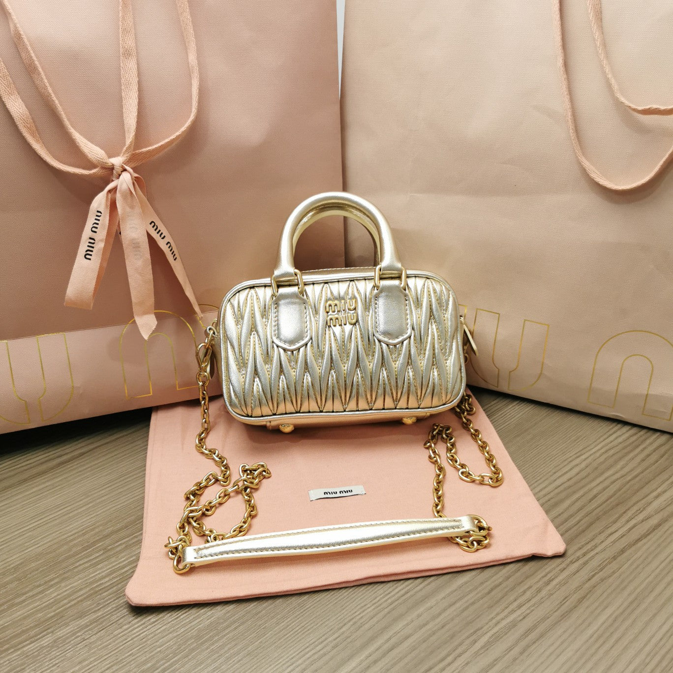 MIU MIU TOO PRETTY 17 HANDBAG GOLDEN LAMBSKIN