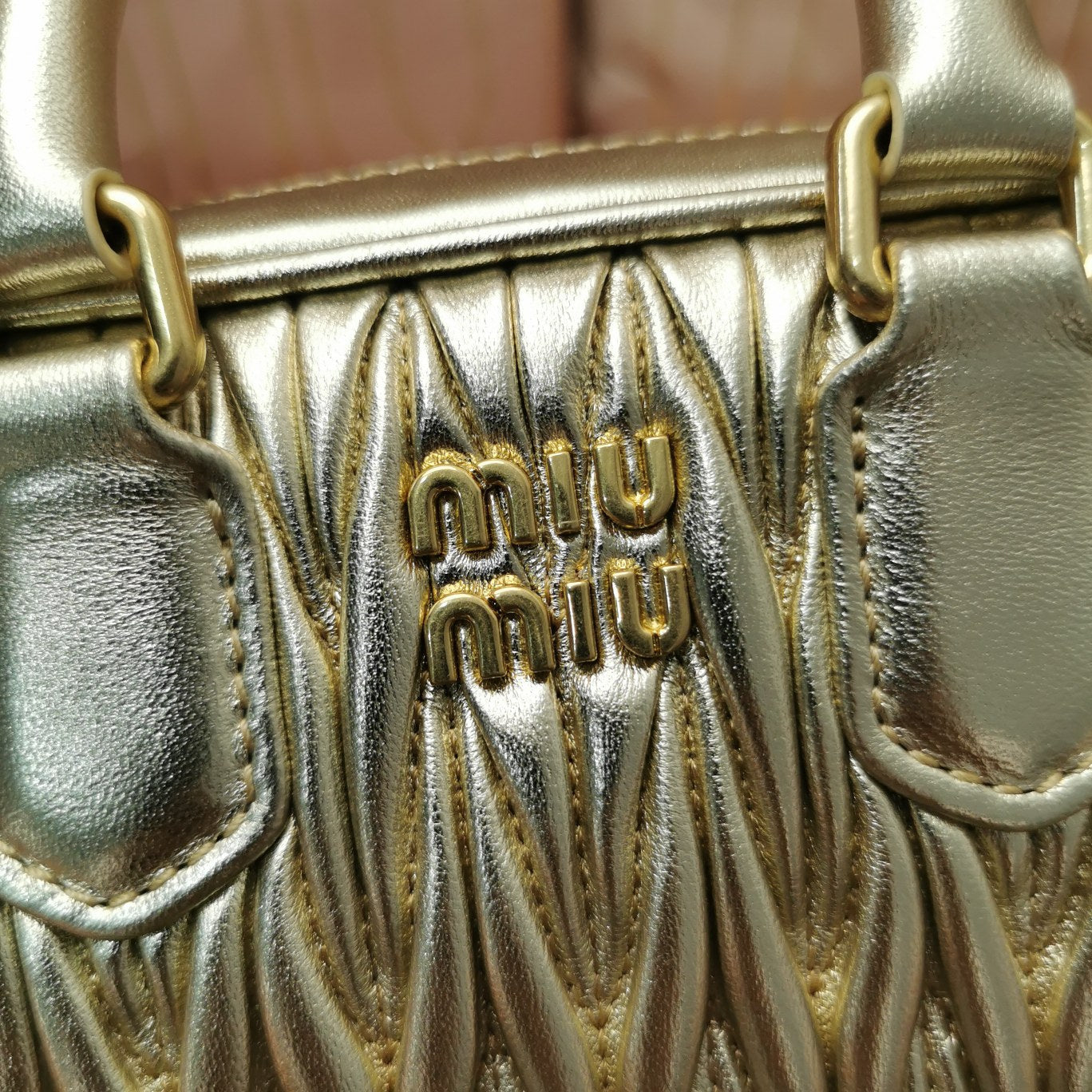 MIU MIU TOO PRETTY 17 HANDBAG GOLDEN LAMBSKIN