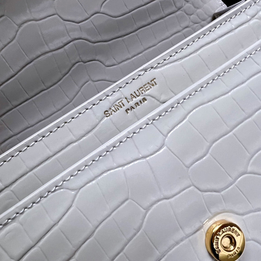 SAINT LAURENT SUNSET MEDIUM 22 IN WHITE CROCODILE PATTERN CALFSKIN GOLD HARDWARE