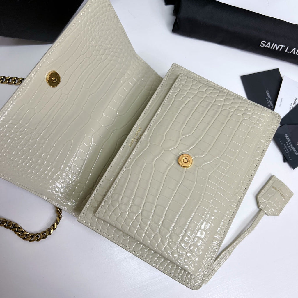 SAINT LAURENT SUNSET MEDIUM 22 IN WHITE CROCODILE PATTERN CALFSKIN GOLD HARDWARE