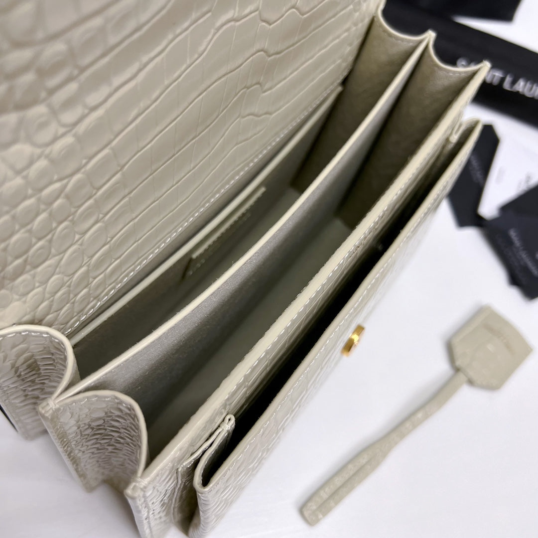 SAINT LAURENT SUNSET MEDIUM 22 IN WHITE CROCODILE PATTERN CALFSKIN GOLD HARDWARE