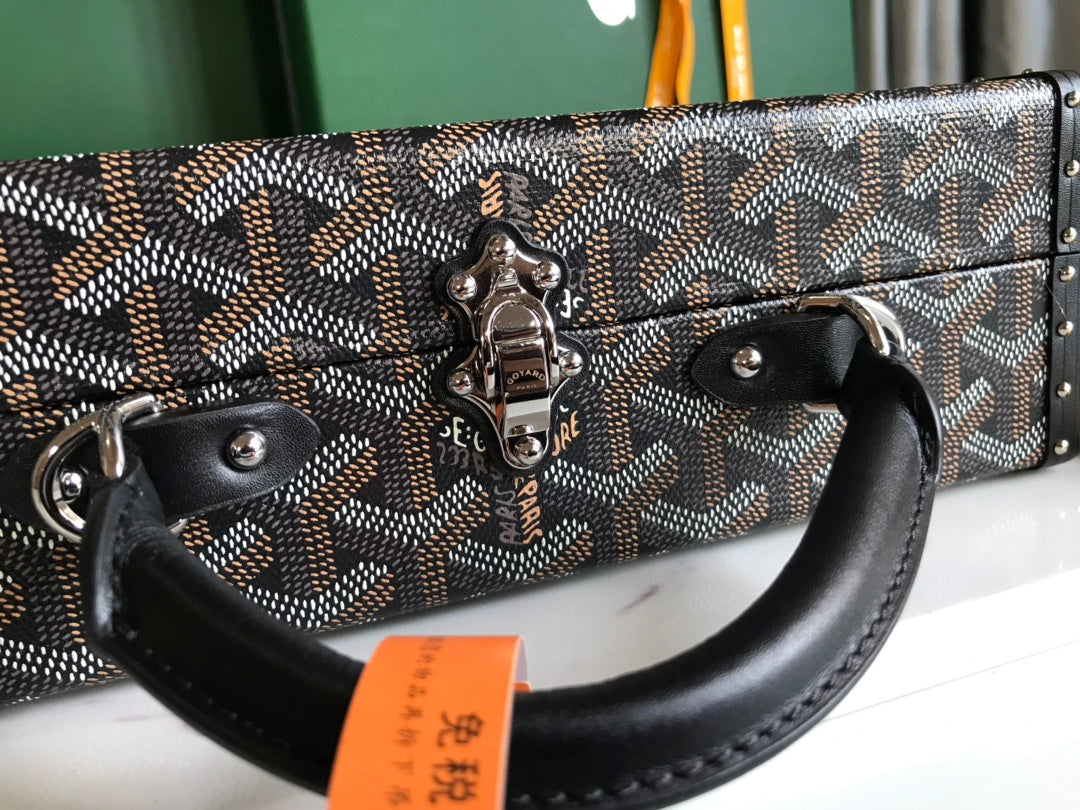 GOYARD GRAND HÔTEL TRUNK BAG 24 IN BLACK GOYARDINE CANVAS AND CALFSKIN