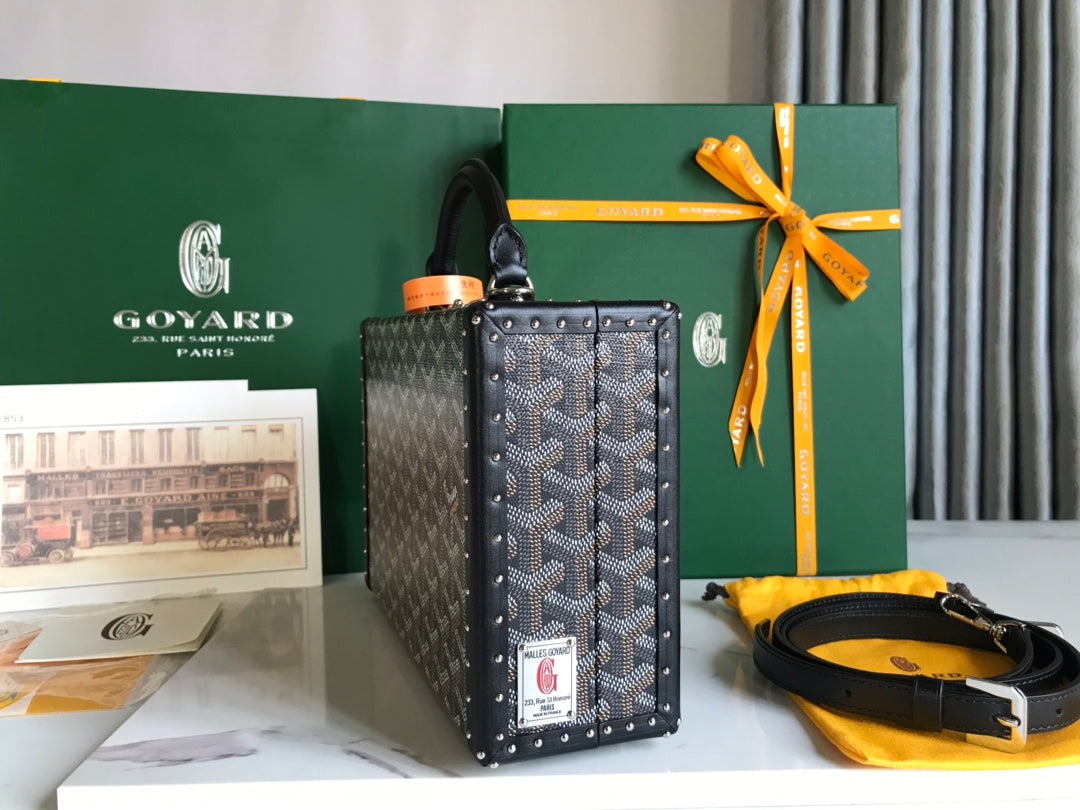 GOYARD GRAND HÔTEL TRUNK BAG 24 IN BLACK GOYARDINE CANVAS AND CALFSKIN