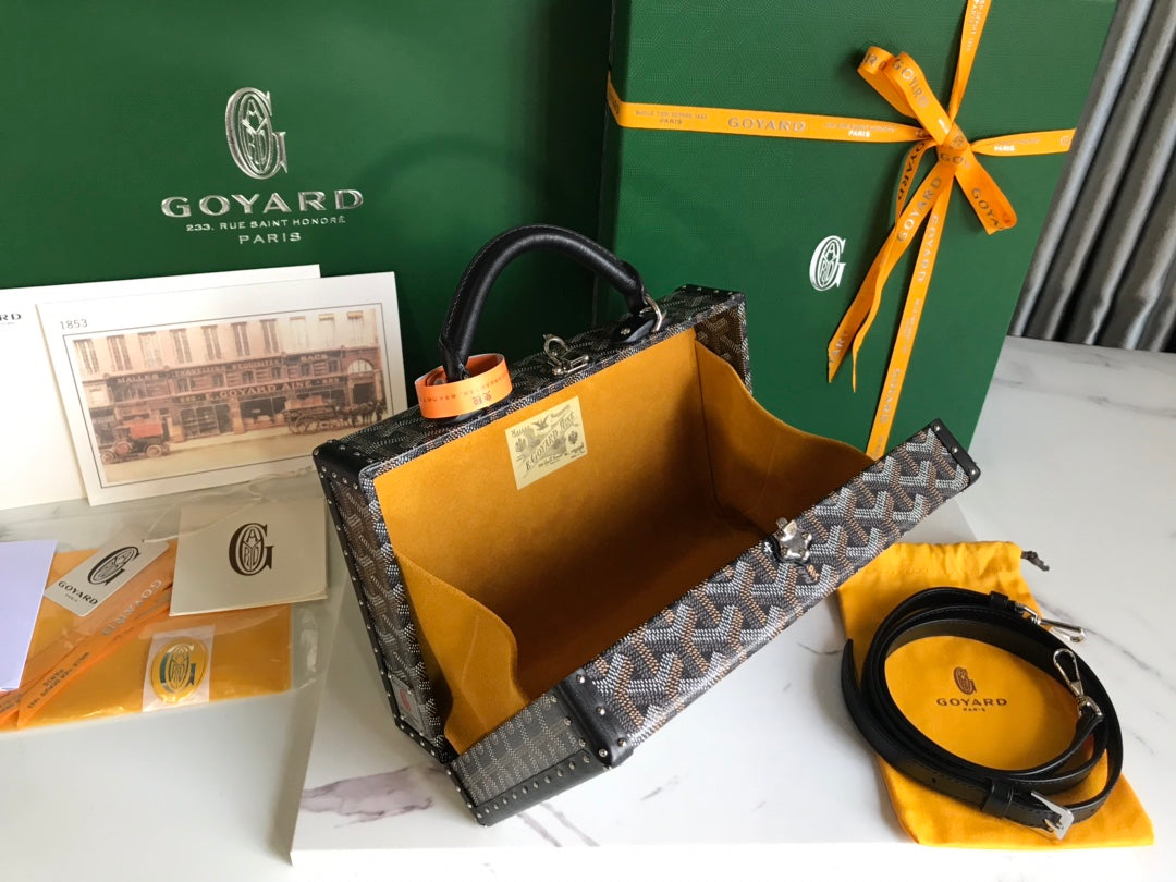 GOYARD GRAND HÔTEL TRUNK BAG 24 IN BLACK GOYARDINE CANVAS AND CALFSKIN