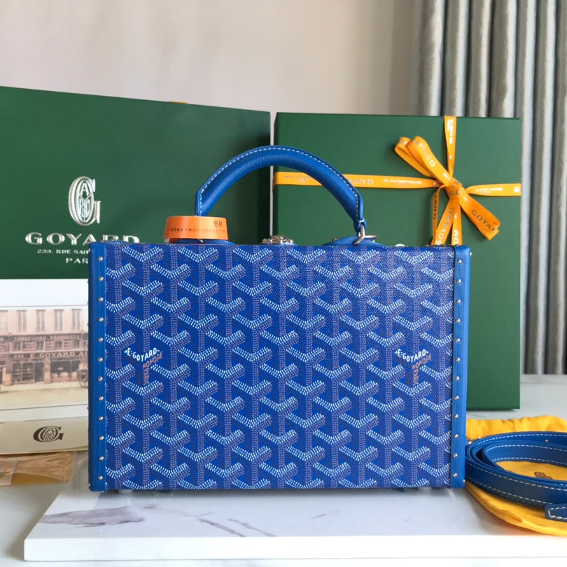 GOYARD GRAND HÔTEL TRUNK BAG 24 IN BLUE GOYARDINE CANVAS AND CALFSKIN