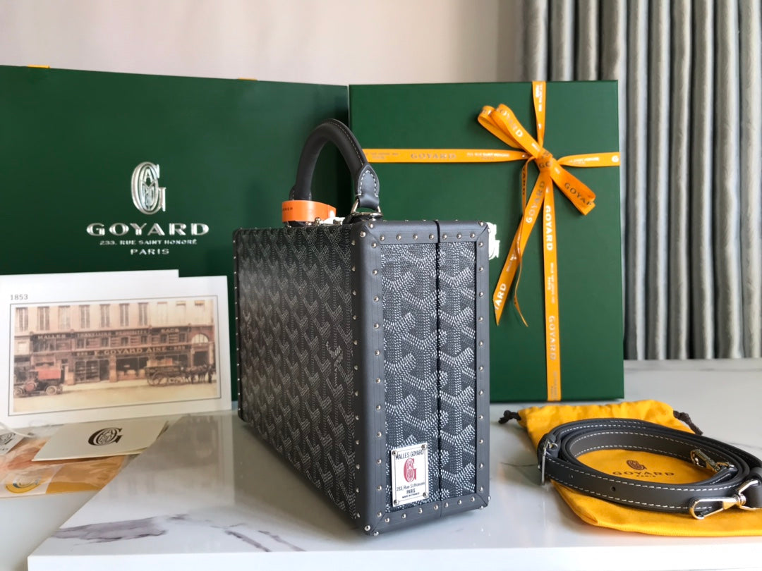 GOYARD GRAND HÔTEL TRUNK BAG 24 IN GREY BLACK GOYARDINE CANVAS AND CALFSKIN