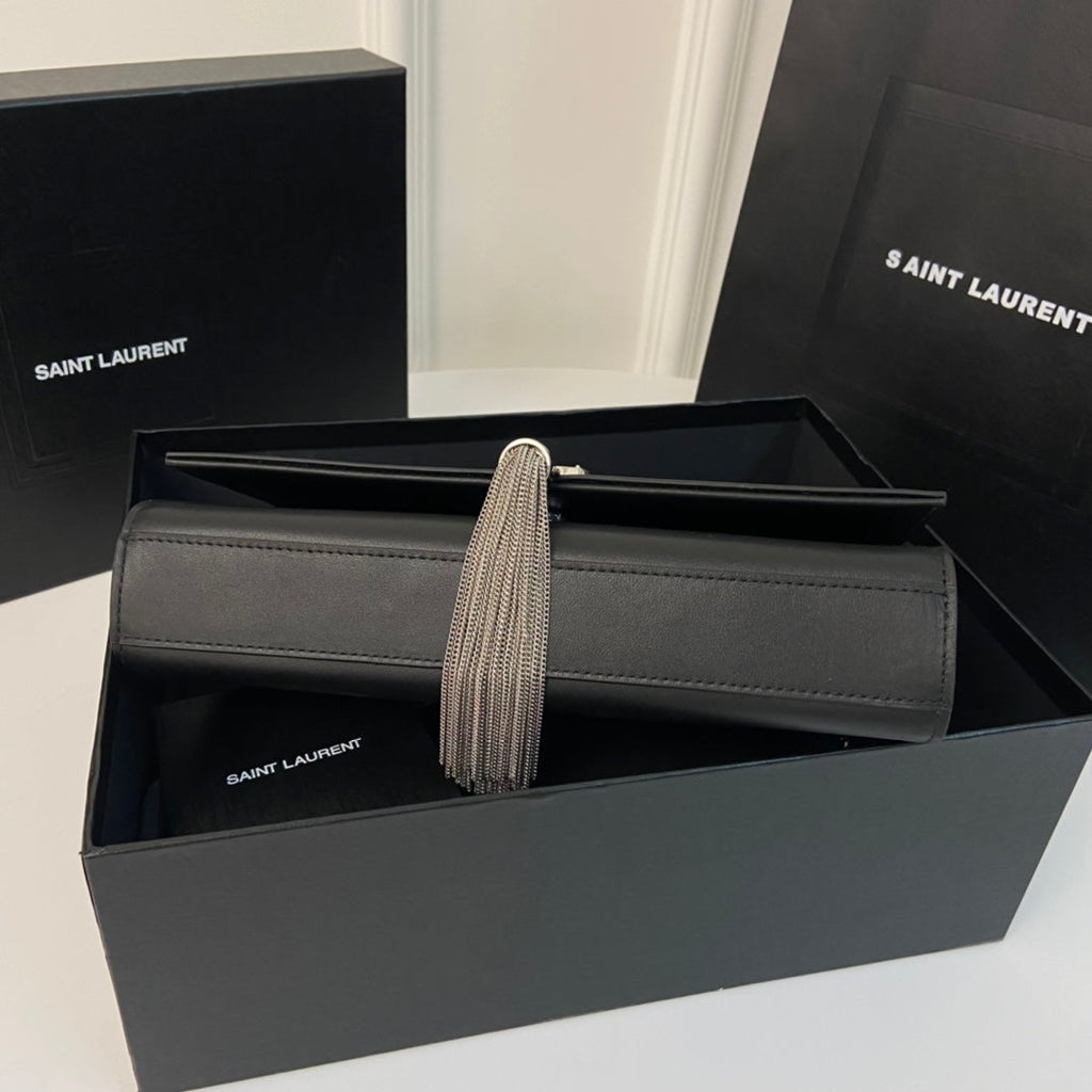 SAINT LAURENT KATE TASSEL 24 BLACK CALFSKIN WITH SILVER LOGO