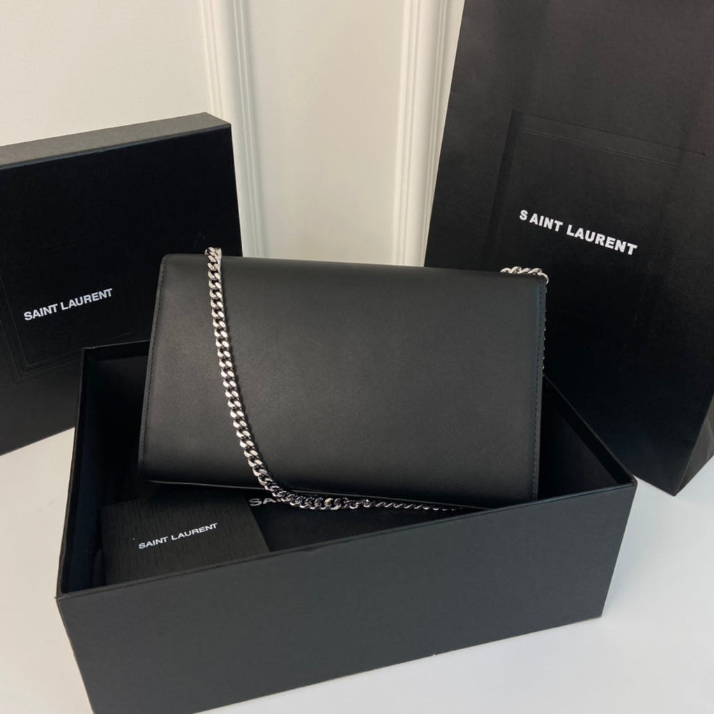 SAINT LAURENT KATE TASSEL 24 BLACK CALFSKIN WITH SILVER LOGO