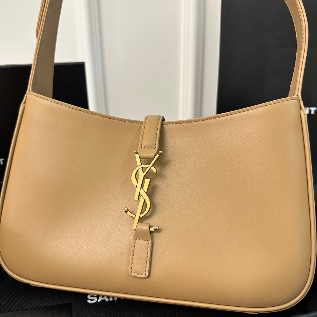 SAINT LAURENT LE 5 À 7 BAG 24 YELLOW CREAM CALFSKIN