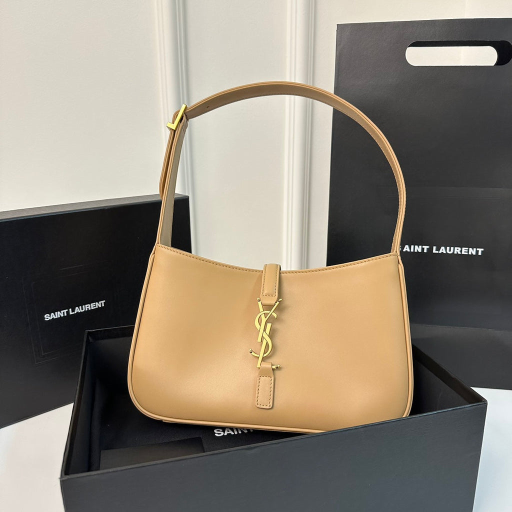 SAINT LAURENT LE 5 À 7 BAG 24 YELLOW CREAM CALFSKIN