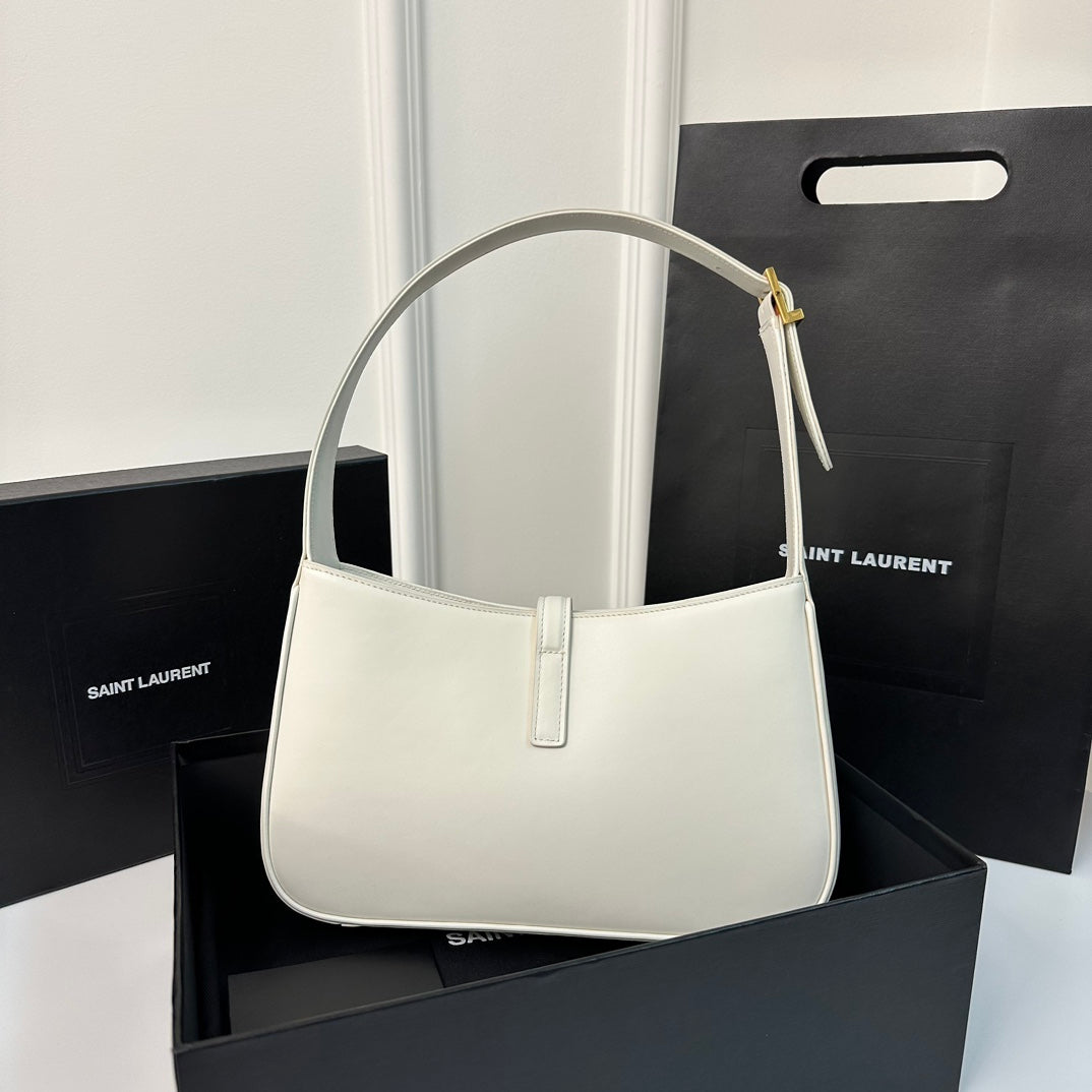 SAINT LAURENT LE 5 À 7 BAG 24 WHITE CALFSKIN