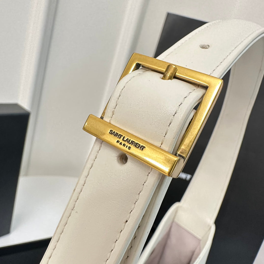 SAINT LAURENT LE 5 À 7 BAG 24 WHITE CALFSKIN