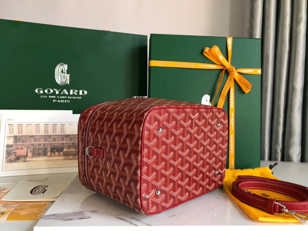 GOYARD MUSE VANITY CASE 20 IN CLASSIC RED GOYARDINE CANVAS