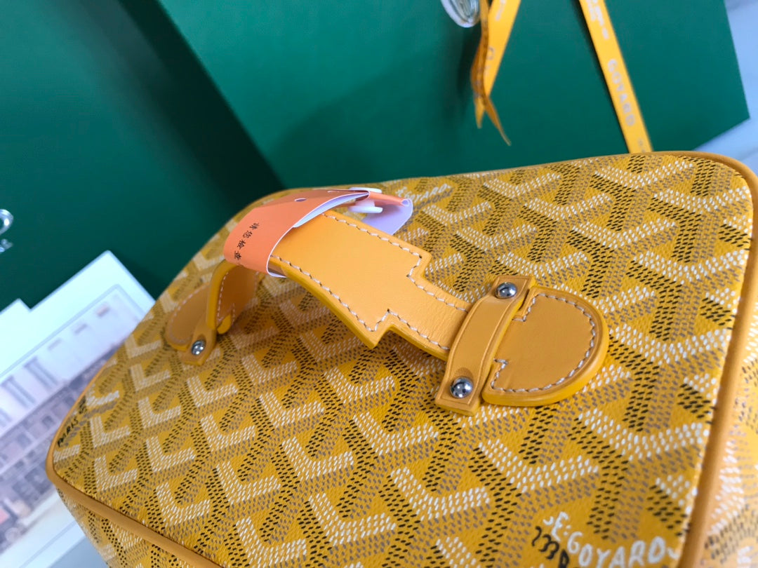 GOYARD MUSE VANITY CASE 20 IN YELLOW GOYARDINE CANVAS