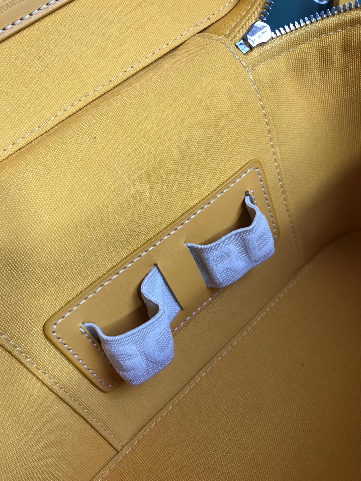 GOYARD MUSE VANITY CASE 20 IN YELLOW GOYARDINE CANVAS