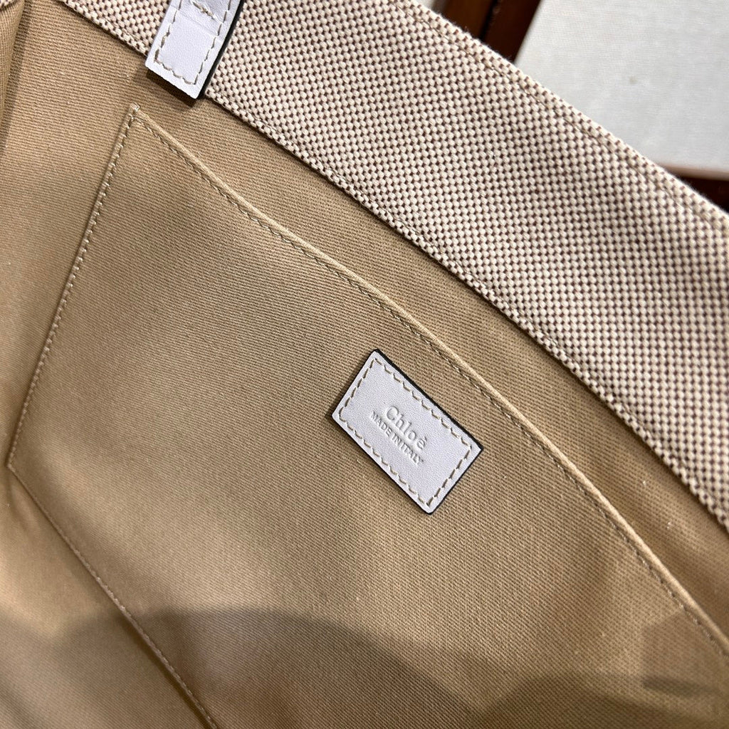 CHLOE MEDIUM WOODY TOTE BAG 37 IN BEIGE LINEN CANVAS WEBBING BLACK LOGO EMBROIDER WHITE CALFSKIN