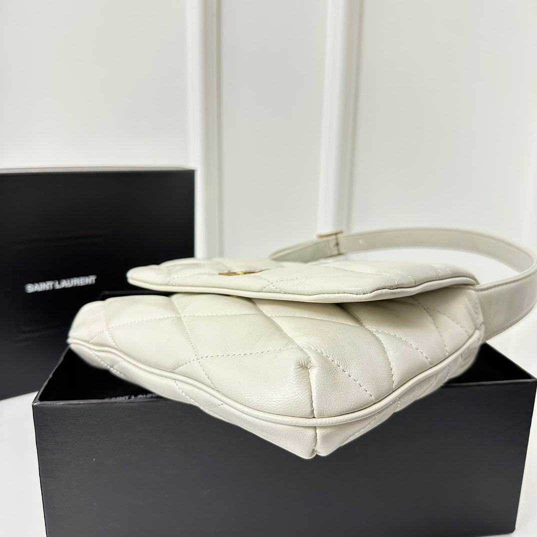 SAINT LAURENT LE 5 À 7 HANDBAG 24 IN WHITE LAMBSKIN