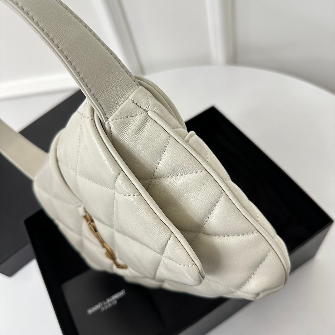 SAINT LAURENT LE 5 À 7 HANDBAG 24 IN WHITE LAMBSKIN