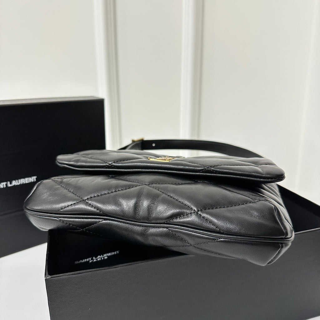 SAINT LAURENT LE 5 À 7 HANDBAG 24 IN BLACK LAMBSKIN